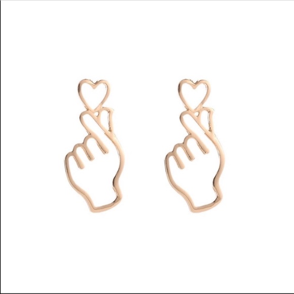 NWT Heart Drop Earrings - Picture 2 of 2